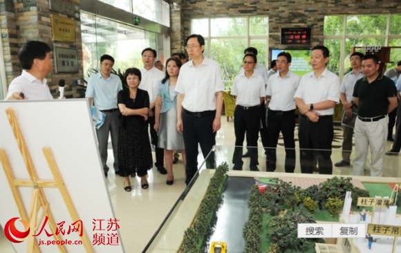 (房産)江蘇省副省長藍紹敏在南通調研建築業改革 (房産)江蘇省副省長藍紹敏在南通調研建築業改革