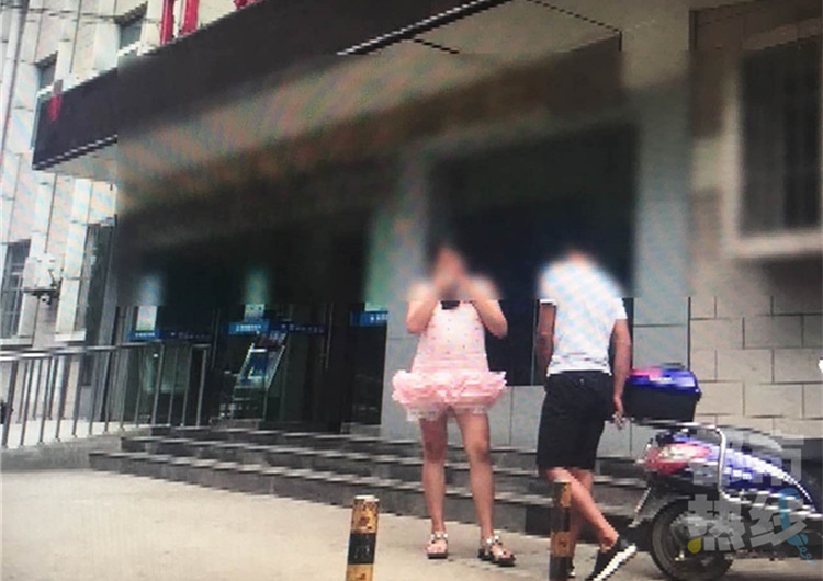 【今日看點】（頁面標題）14歲女孩懷孕9個月馬上臨産 父母心急如焚 （內容頁標題）西安14歲女孩懷孕9個月馬上臨産 父母心急如焚