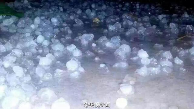 河南洛陽等地突降冰雹大如雞蛋