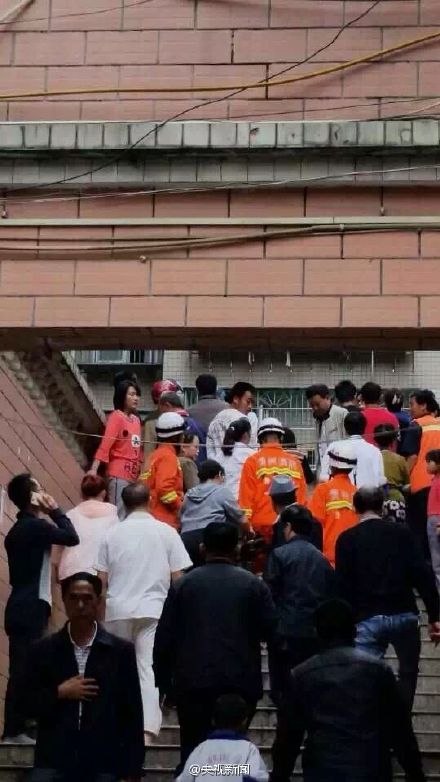 貴陽一棟九層居民房垮塌 傷亡情況不明