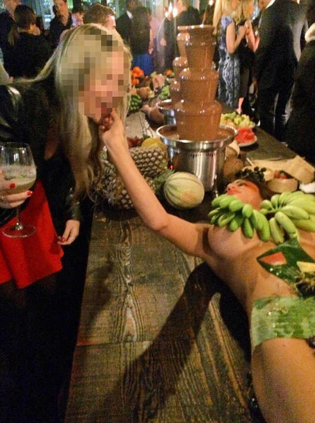 澳酒吧“女體盛”宴會引眾怒 被批物化女性