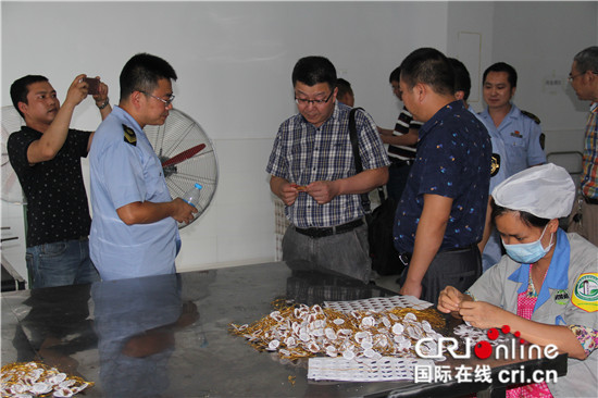 已過審【區縣聯動】【秀山】重慶市食藥監局李小平赴秀山縣調研指導工作【區縣聯動 列表】重慶食藥監局李小平赴秀山調研指導工作