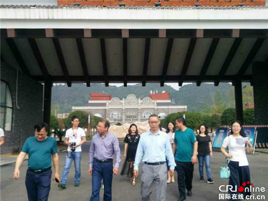 已過審【區縣聯動】【南川】南川區西城街道：情係教師節 慰問暖人心【區縣聯動　列表】南川區西城街道開展教師節慰問活動
