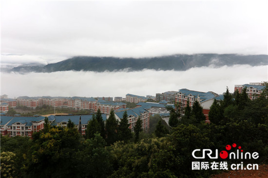 已過審【區縣聯動】重慶巫山驚現罕見雲龍奇觀【區縣聯動】重慶巫山驚現罕見雲龍奇觀
