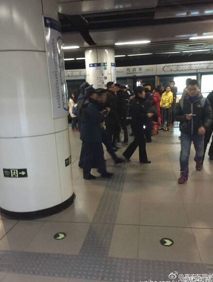 圖片默認標題