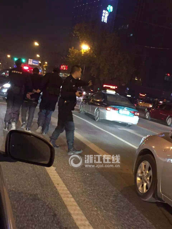 圖片默認標題