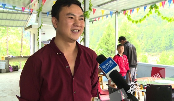 【區縣聯動】【巫山】巫山:貧困孤兒回村養土雞開農家樂過上好日子