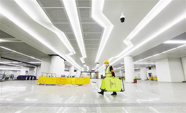 【社會民生】軌道十號線T3航站樓站廳裝修接近尾聲