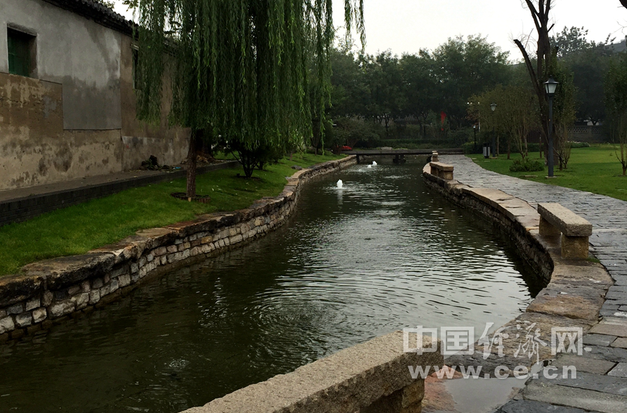 雨中游北京前門三里河 觀水穿街巷美景
