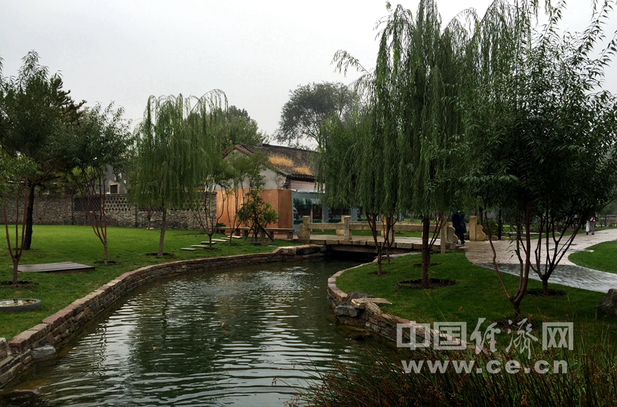 雨中游北京前門三里河 觀水穿街巷美景