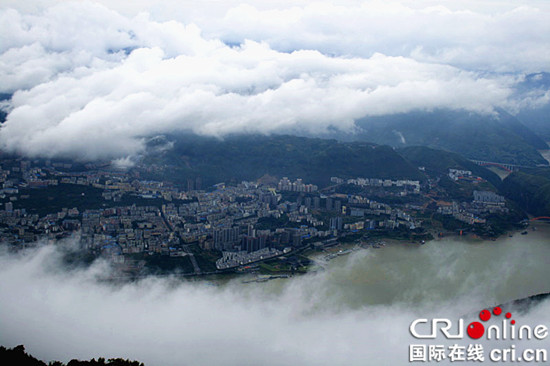 不簽【行遊巴渝標題+摘要】重慶巫山現雲雨奇觀