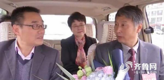 十九大代表于長軍：課堂宣講為青年學子解疑答惑_fororder_b3c30b0625a8bae98285bb11c451fdcd_iqilu_meitu_9