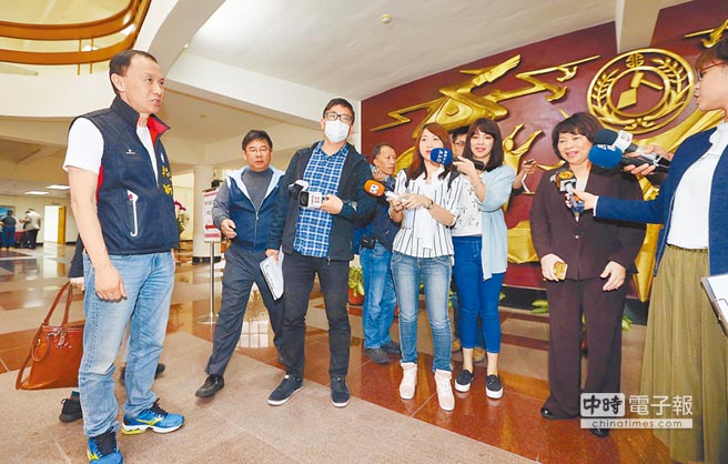 國民黨主席選舉白熱化 李新嗆黃敏惠退選(圖)