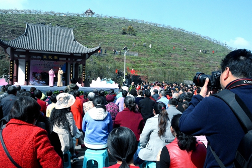 【環保視點 自然生態 圖文摘要】萬盛萬東鎮：打造鄉村旅遊發展新模式