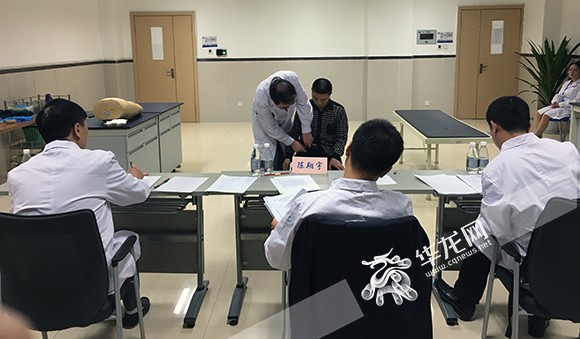【已替換】【聚焦重慶】重慶衛生系統1700余名執業醫師同臺競技