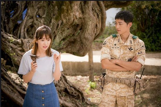 《太陽的後裔》捧紅宋仲基 兵哥哥賽過都教授
