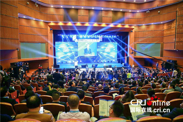 【CRI中外記者西安行】柬埔寨籍記者手記：當硬科技遇上古都西安