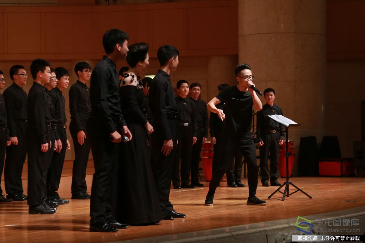 京西大峪中學金帆音樂團唱響中山音樂廳