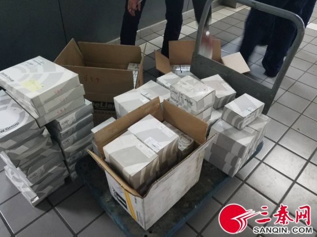【民生】西安市雁塔南路工商所查獲涉嫌侵權汽車零配件