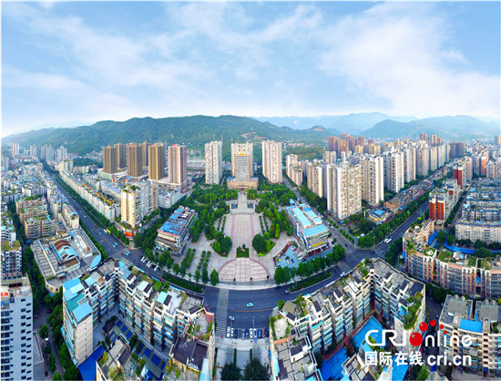 已過審【CRI專稿 圖文】探新路 重慶萬盛加快資源型城市轉型發展【內容頁面標題】萬盛探索産業發展新路子 加快資源型城市轉型發展【區縣聯動】【萬盛】 萬盛探索産業發展新路子 加快資源型城市轉型發展【區縣聯動 列表】萬盛經開區加快資源型城市轉型發展