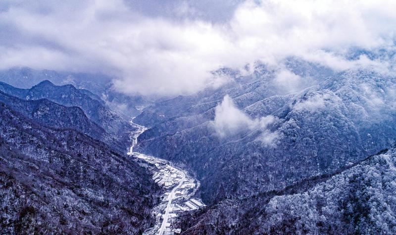 【頭條】冷空氣來襲 陜西全省多地現雨雪 這兩天西安最低溫1~3℃