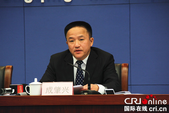 已過審【CRI專稿 列表】最大限度讓利於民 明年元旦起重慶主城區路橋費取消