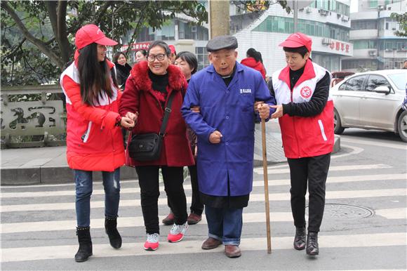 【區縣聯動】【萬盛】萬盛：開展系列志願服務活動 大力弘揚志願精神【區縣聯動】萬盛：開展系列志願服務活動