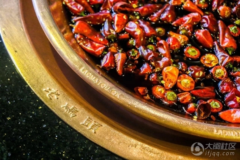 風靡成都的老碼頭火鍋在福州就可以吃得到