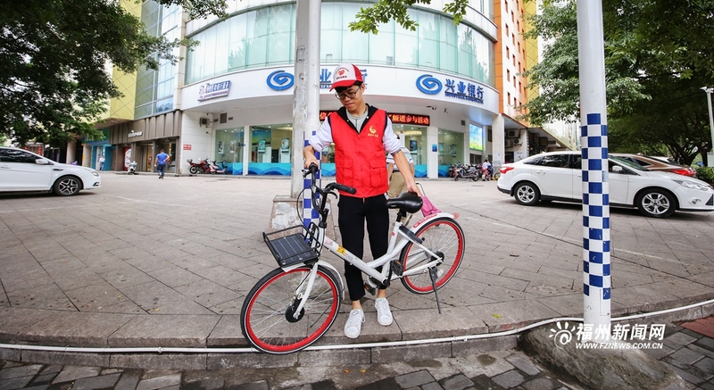 共享單車勸導黨員志願者：為美好市容出力