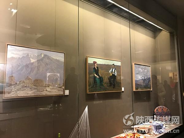 【考古  顯示圖在稿件最下方】“絲路長雲”藝術展西安開展 82幅畫作現絲路勃勃生機