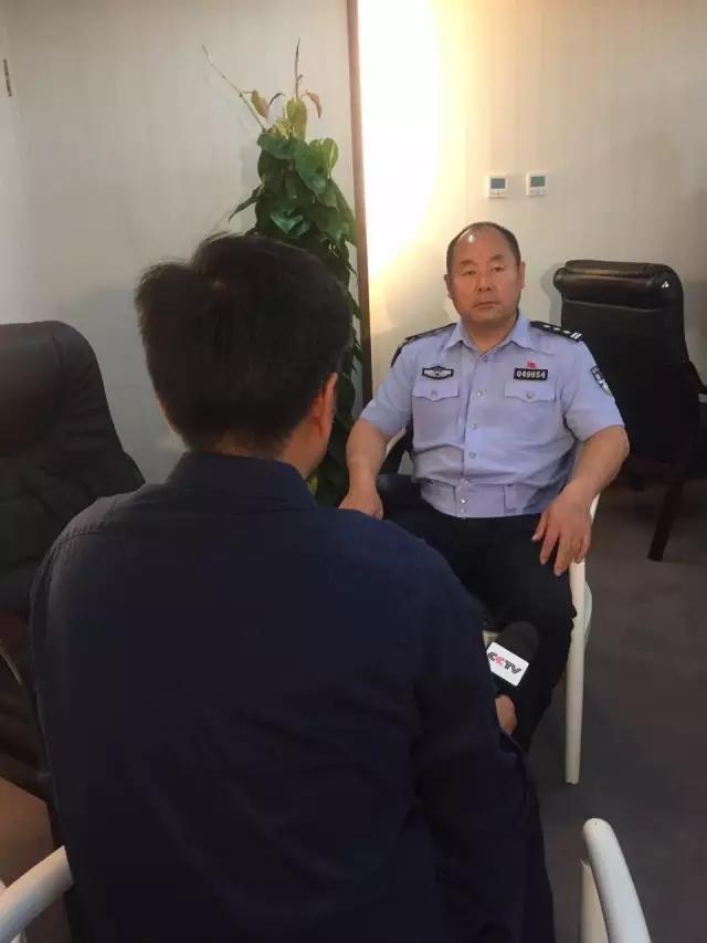 雷洋死亡當晚到底發生了什麼？央視記者專訪當事民警