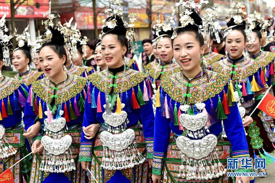 貴州黎平：“非遺”巡遊鬧侗年