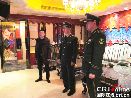已過審【法制安全】紮實冬季火災防控 大足消防開展“零點”夜查行動