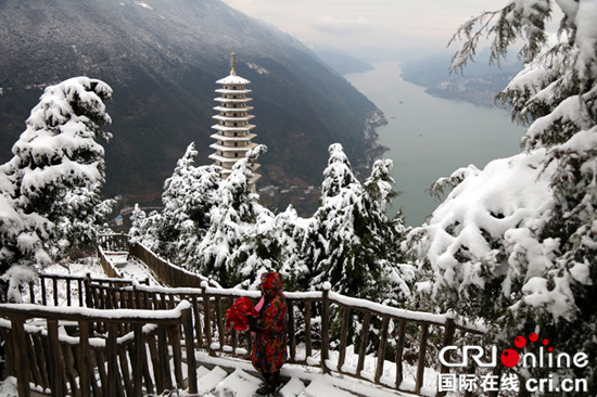 已過審【行遊巴渝 圖文】巫山縣新年降首場大雪 壯美雪景怡人