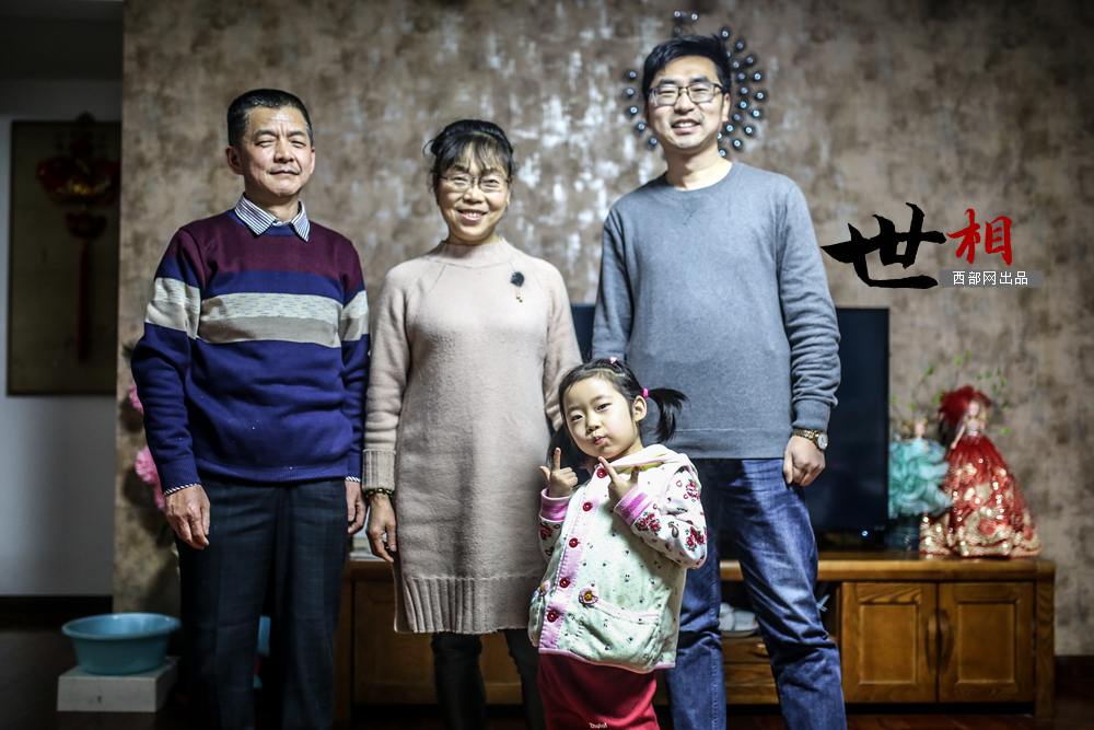 【焦點圖 顯示圖在稿件最下方 移動圖和頁面圖】愛“騙人”的醫生爸爸