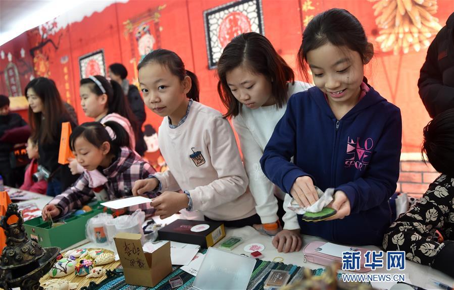 天津娃娃廟會開街
