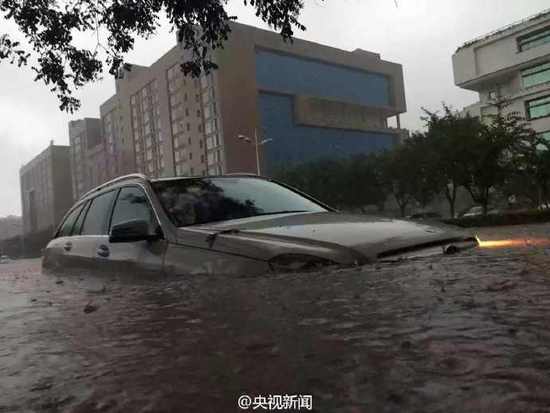 圖片默認標題