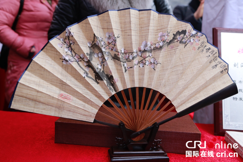 已過審【CRI專稿 標題摘要】“非遺之城”榮昌：文旅商農融合發展靚起來