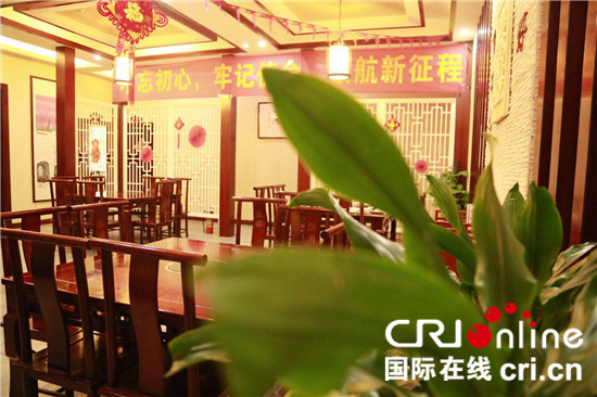 已過審【食在重慶 圖文】重慶南濱路一餐廳每天限量銷售雞湯【內容頁標題】重慶南濱路一餐廳每天限量銷售雞湯 團年訂餐要趕早