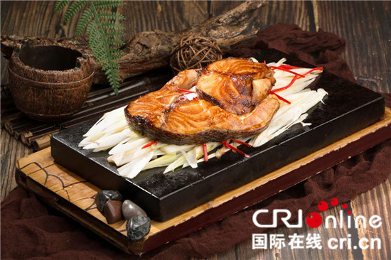 已過審【食在重慶 圖文】重慶南濱路一餐廳每天限量銷售雞湯【內容頁標題】重慶南濱路一餐廳每天限量銷售雞湯 團年訂餐要趕早