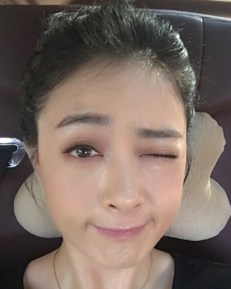 蔣欣被熱得臉泛油光 還是擋不住超高顏值