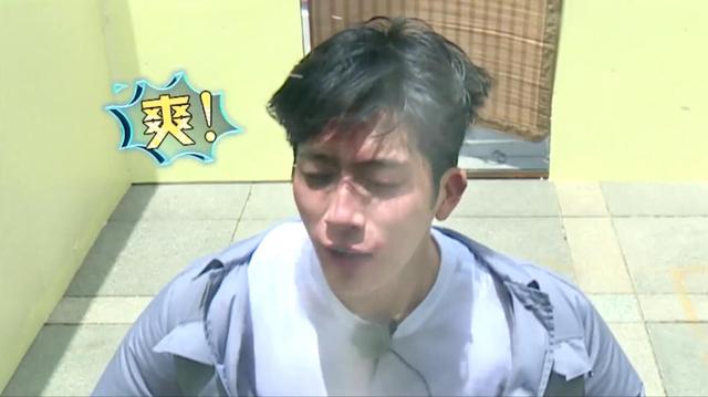 井柏然跳扭胯神舞 網友：沒想到你是這樣的井寶