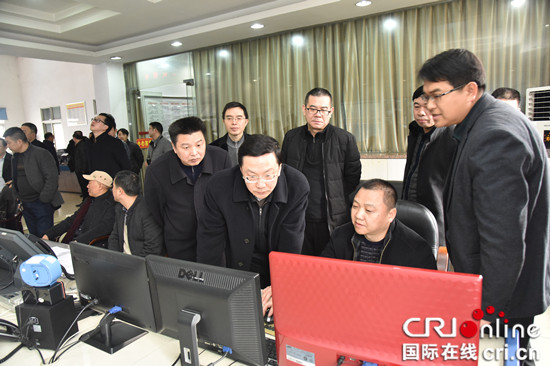 已過審【聚焦重慶】重慶煤監局局長方佳軍慰問煤礦職工並檢查工作