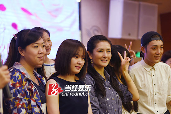 謝娜拒絕跨界努力做主持：等有更多時間再説