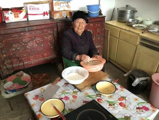 【三秦大地 延安】日子好著嘞！總書記拍著他的肩膀説“你要發了”