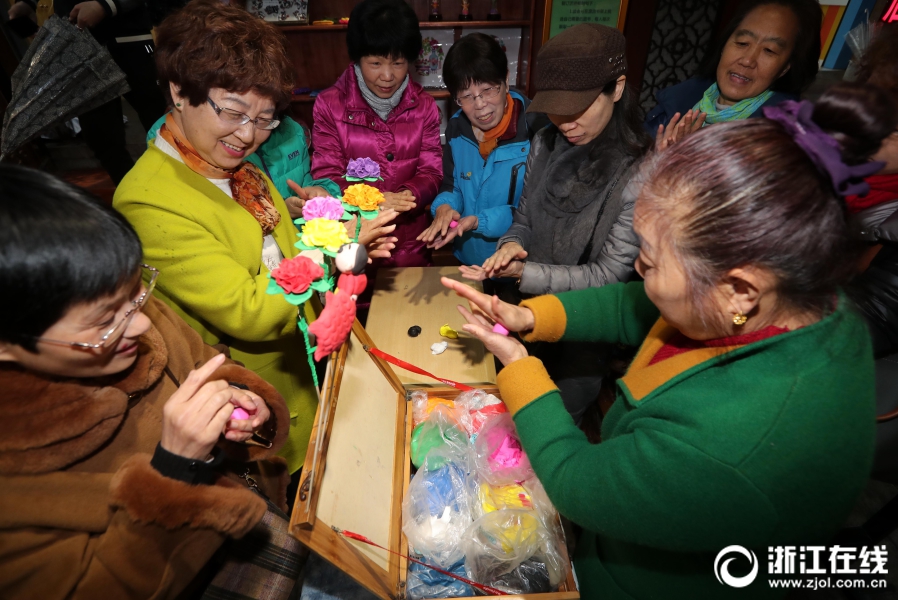 杭州舉辦女性手工藝作品展
