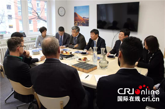 【旅遊 顯示圖在稿件最下方 ＋移動列表＋三秦大地 西安】陜西省旅遊發展委與德方旅遊公司開展合作洽談