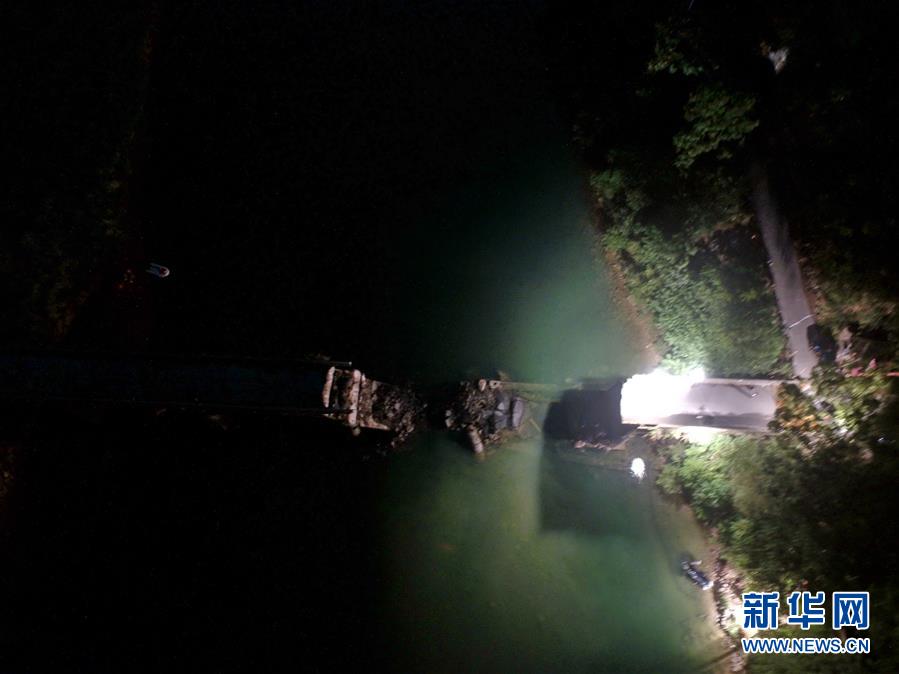 江西修水發生橋梁塌方斷裂事故 已致3死2傷