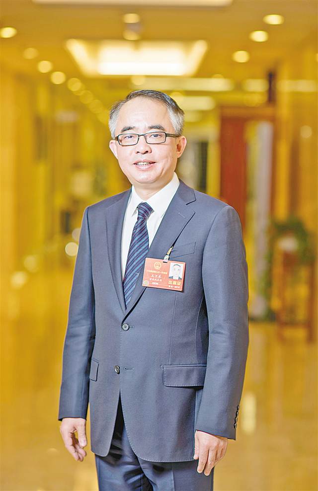 網信辦要求轉發【頭條下文字】【領導幹部立政德 就要明大德、守公德、嚴私德】