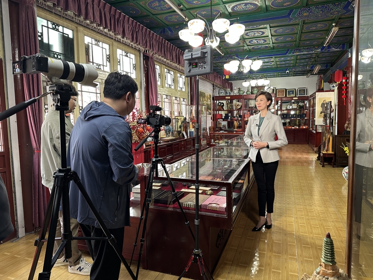 《榕知中國》走進山東濟寧，用泰語講述孔子故事